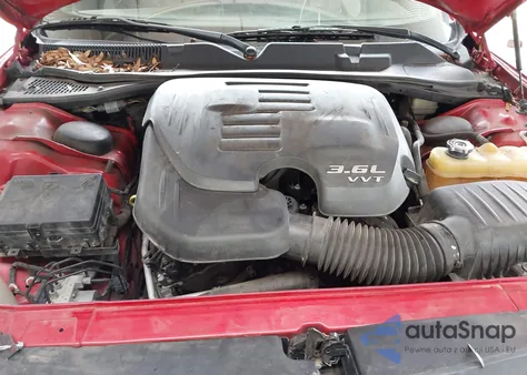 2015 Dodge Challenger Sxt Plus z USA, uszkodzony, nr VIN 2C3CDZBG2FH823022